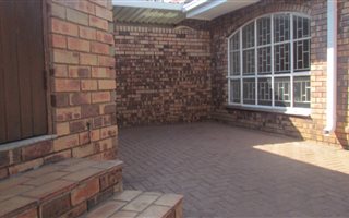 3 Bedroom Simplex in Three Rivers