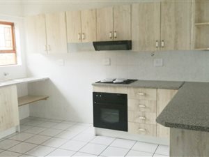 2 Bedroom Townhouse in Hartenbos