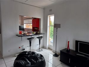 2 Bed Apartment in Alberton