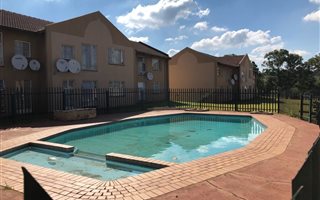 2 Bedroom Townhouse in Alan Manor