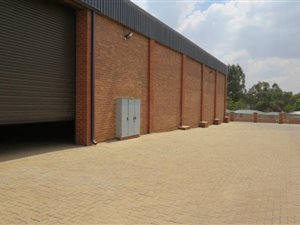 1060 m² Industrial space in Pomona
