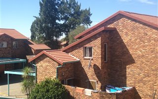 3 Bedroom Apartment in Brackenhurst