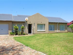3 Bed House in Brackendowns