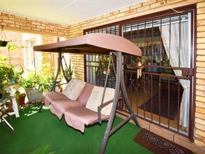 2 Bed Apartment in Erand Gardens