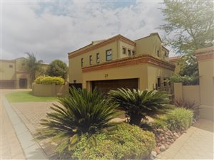 3 Bedroom Cluster in Eagle Canyon Golf Estate