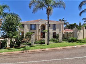 5 Bed House in Faerie Glen