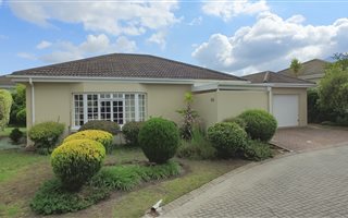 2 Bedroom House in Helderberg Village