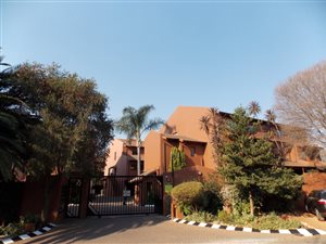 2 Bed Townhouse in Buurendal