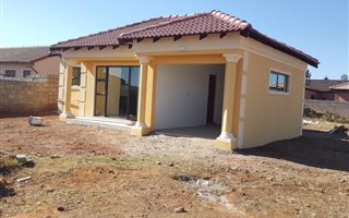 3 Bedroom House in Vosloorus