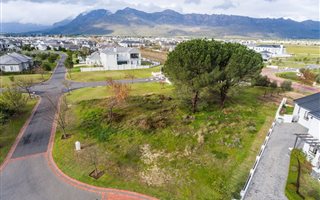 1001 m² Land available in Val de Vie