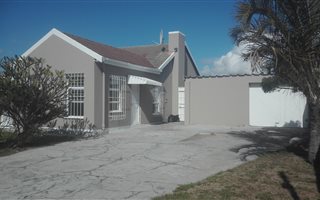 3 Bedroom House in Tygerhof Estate