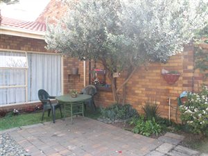 3 Bedroom Townhouse in Dalpark