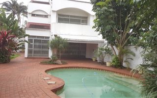 3 Bedroom Duplex in Glenwood