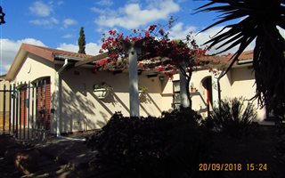 3 Bedroom House in Panorama