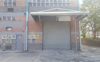 358 m² Industrial space in New Germany