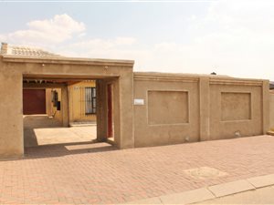 2 Bed House in Pimville