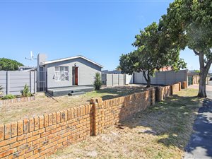 3 Bed House in Vanguard