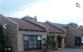 2 Bedroom Townhouse in Vanderbijlpark SW