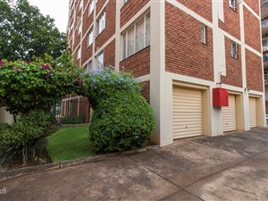 2 Bed Apartment in Sunnyside