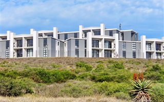 3 Bedroom Apartment in Island View