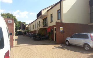 600 m² Office Space in Zwartkop