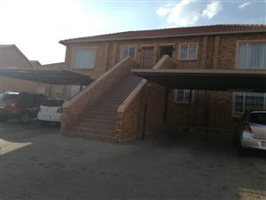 2 Bed Townhouse in Towerby