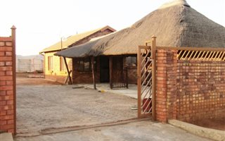 2 Bedroom House in Lotus Gardens