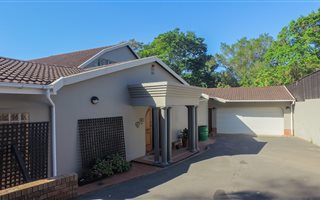 5 Bedroom House in Cowies Hill