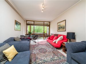 2 Bed Apartment in Wynberg