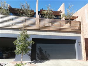 2 Bed Townhouse in Menlo Park