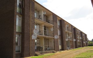 2 Bedroom Flat in Vanderbijlpark CW