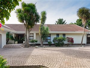 5 Bed House in Heatherlands