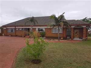 4.6 ha Farm in Derdepoort