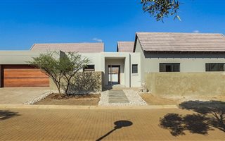 4 Bedroom House in Leloko