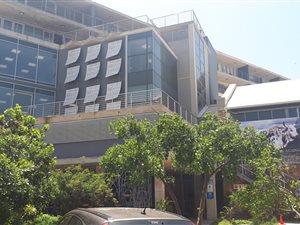 816 m² Commercial space in Point Waterfront