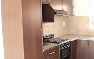 2 Bedroom Apartment in Glen Marais