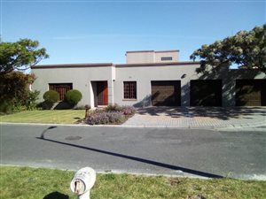 3 Bed House in Zeekoevlei