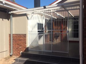 2 Bedroom Garden Cottage in Doringkloof