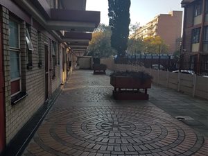 2 Bed Duplex in Sunnyside