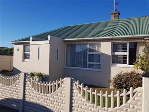 3 Bed House in South End