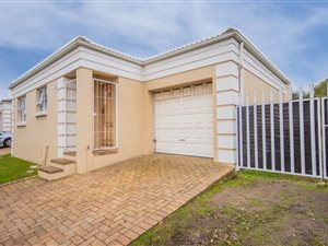 2 Bed House in Somerset Ridge