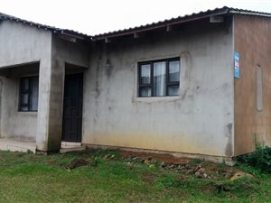 2 Bed House in Lovu