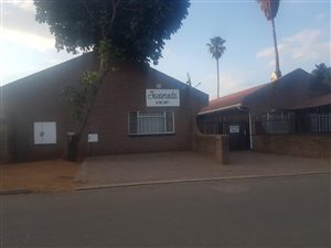 2 Bed Flat in Rustenburg Central