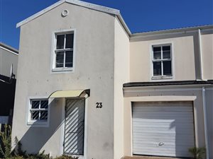 3 Bed Townhouse in Hazendal