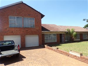 3 Bed House in Brackenhurst