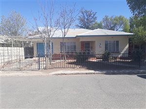 3 Bed House in Die Laning
