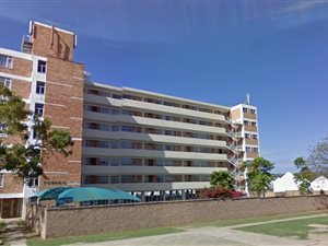 3 Bed Apartment in College Hill
