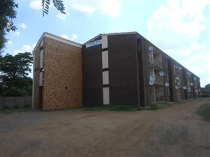 2 Bedroom Apartment in Vanderbijlpark CE2