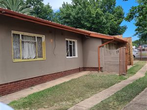 4 Bed House in Arbor Park