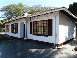 3 Bed House in Westbrook